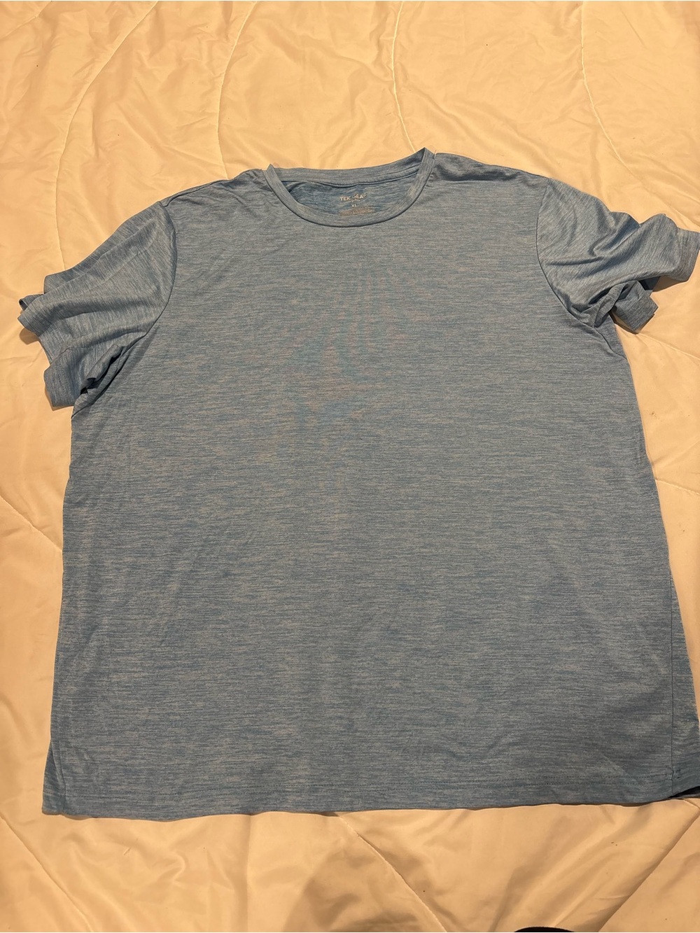 tek gear Heathered Light Blue Crew Neck Tee size XL (see pics for imperfections)